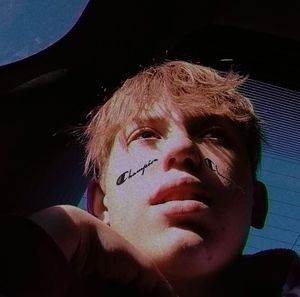 Meet your Posher, Riley